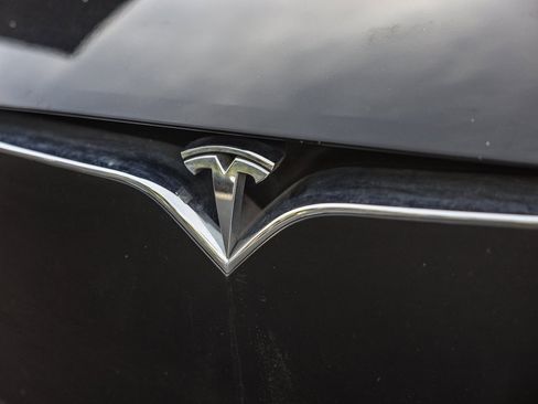 Used 2016 Tesla Model S 75 image 19