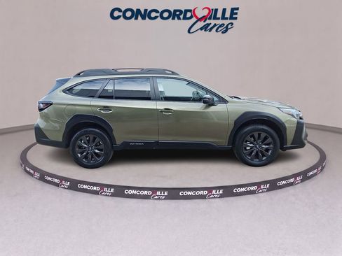 Certified 2025 Subaru Outback Onyx Edition AWD/4WD image 8