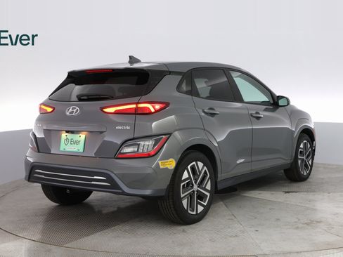 Used 2022 Hyundai Kona Limited image 12