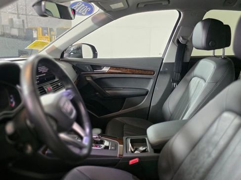 Used 2018 Audi Q5 2.0T Premium Plus w/ Premium Plus Package AWD/4WD image 16