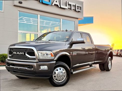 Used 2016 RAM 3500 Laramie Longhorn AWD/4WD image 2
