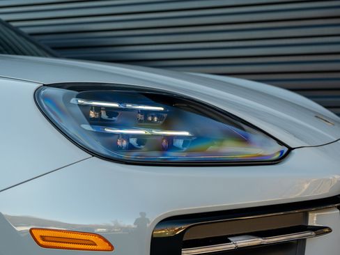 New 2026 Porsche Cayenne image 38