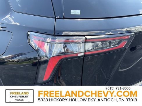 Used 2025 Chevrolet Equinox LT w/ Convenience Package II AWD/4WD image 12