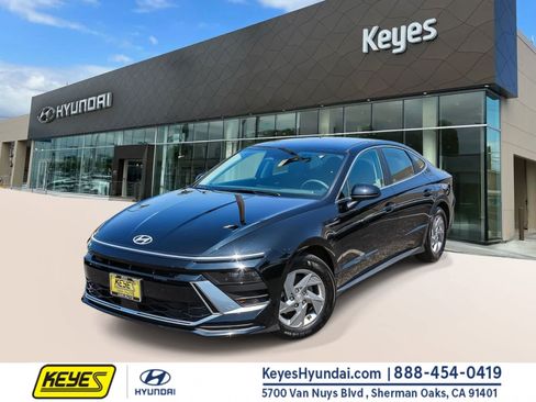 Certified 2025 Hyundai Sonata SE FWD image 1