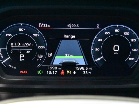 Used 2024 Audi Q4 e-tron Premium image 19