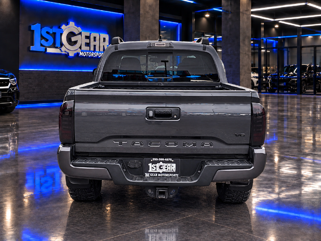 Used 2021 Toyota Tacoma TRD Sport AWD/4WD image 7