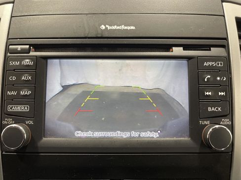 Used 2019 Nissan Frontier PRO-4X image 7