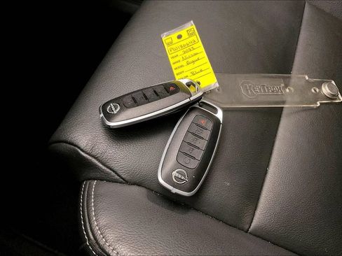 Used 2023 Nissan Rogue SL w/ SL Premium Package AWD/4WD image 13