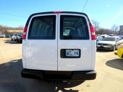 Used 2013 Chevrolet Express 2500 w/ Power Package image 6
