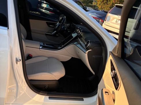 Used 2023 Mercedes-Benz C 300 4MATIC Sedan image 21