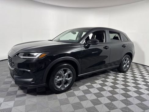 New 2026 Honda HR-V LX image 2