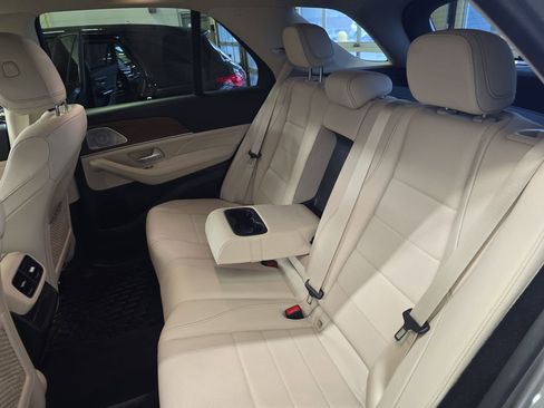 Certified 2022 Mercedes-Benz GLE 350 4MATIC w/ Premium Package image 16