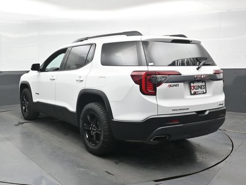 Used 2023 GMC Acadia AT4 w/ Technology Package AWD/4WD image 9