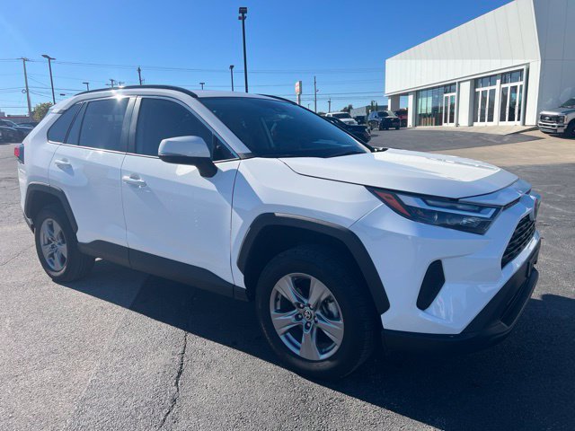 Used 2023 Toyota RAV4 XLE w/ Convenience Package FWD image 8