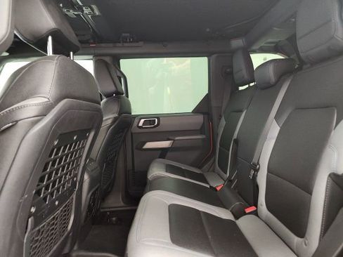 Used 2023 Ford Bronco Black Diamond image 10