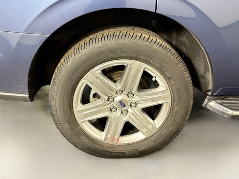 Used 2020 Ford Expedition XLT w/ Equipment Group 202A image 33