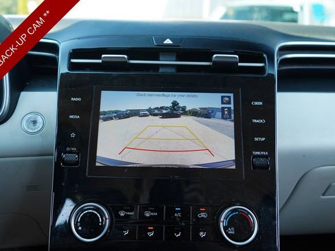 Used 2023 Hyundai Tucson SEL FWD image 11