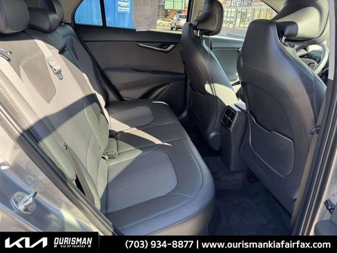 Used 2023 Kia Niro EX Touring image 23