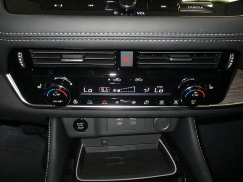 New 2026 Nissan Rogue Platinum w/ Platinum Premium Package image 27