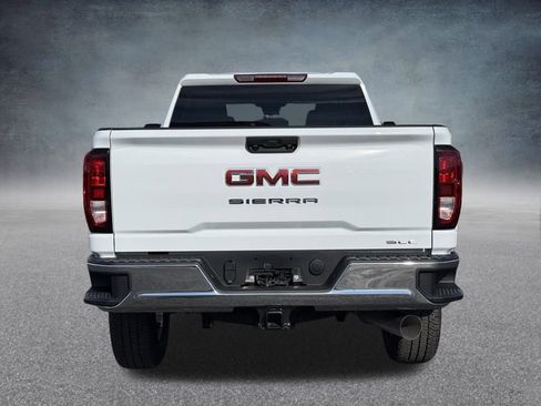 New 2026 GMC Sierra 2500 SLE image 4