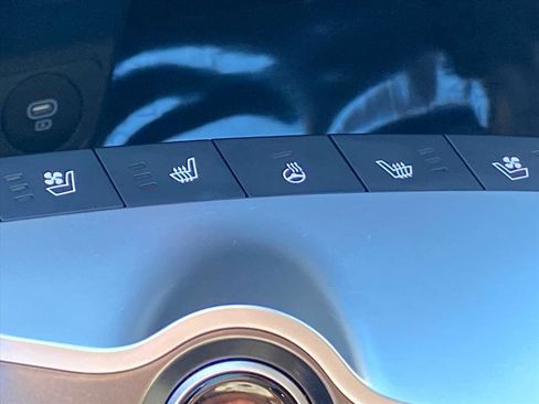 Used 2022 Kia EV6 Wind image 17