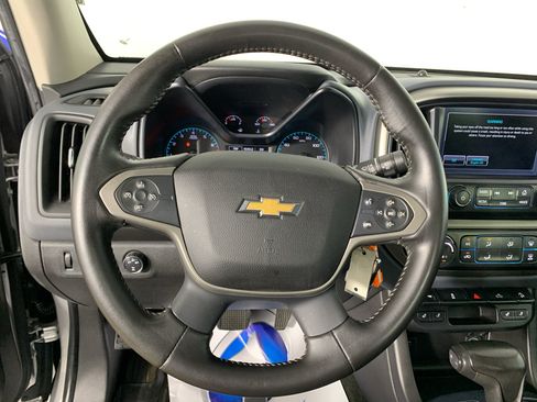 Used 2015 Chevrolet Colorado Z71 AWD/4WD image 19