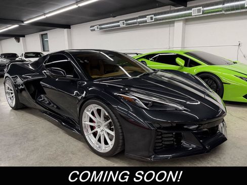 Used 2024 Chevrolet Corvette Z06 RWD image 1
