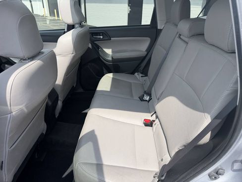 Used 2016 Subaru Forester 2.5i Limited AWD/4WD image 13