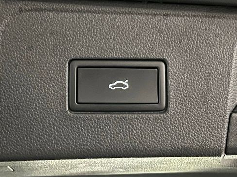 Certified 2022 Volkswagen Atlas SE AWD/4WD image 41