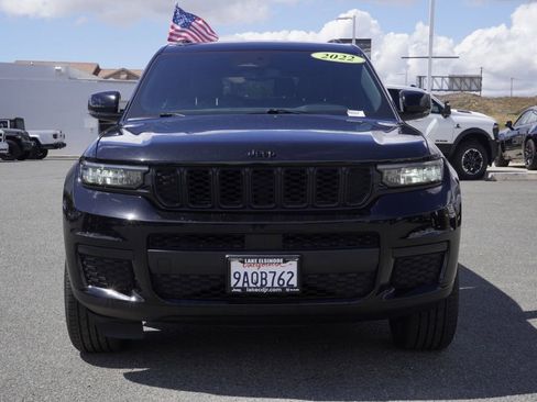 Used 2022 Jeep Grand Cherokee L Laredo image 9