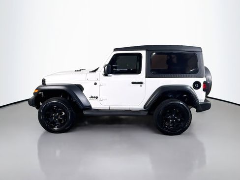 Used 2023 Jeep Wrangler Sport image 6
