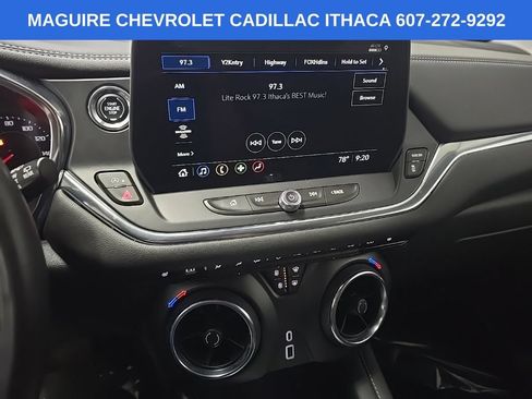 Used 2024 Chevrolet Blazer LT AWD/4WD image 26