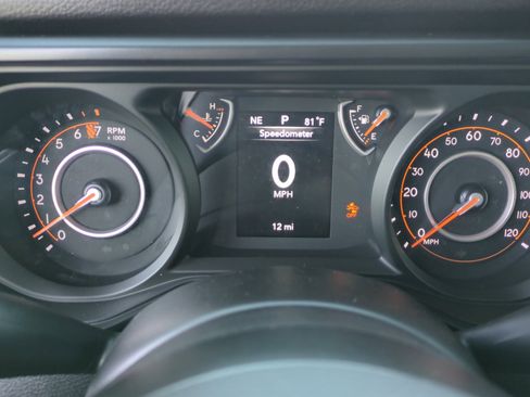 New 2026 Jeep Gladiator Sport image 10