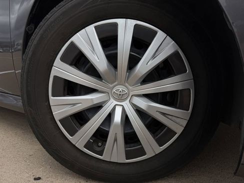 Certified 2023 Toyota Camry LE image 10