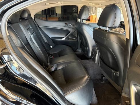 Used 2012 Lexus IS 250 w/ Premium Pkg Value Edition RWD image 11