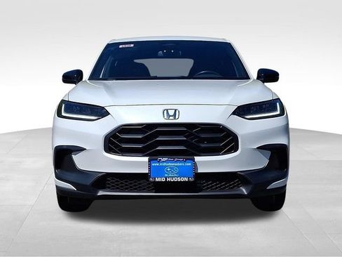 Used 2023 Honda HR-V Sport image 2