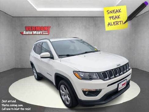 Used 2020 Jeep Compass Latitude w/ Cold Weather Group AWD/4WD image 1
