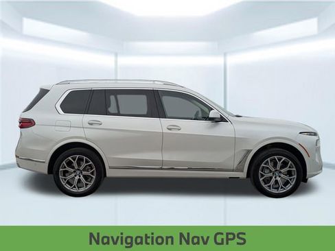 Used 2024 BMW X7 xDrive40i image 8