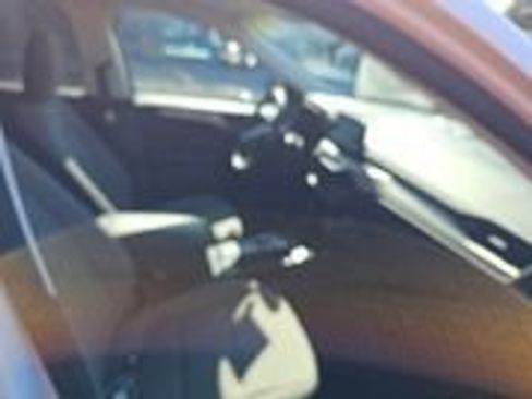 Used 2022 Ford Escape SE image 3