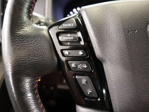 Used 2023 Nissan Frontier PRO-4X w/ Pro-4X Premium Package AWD/4WD image 19