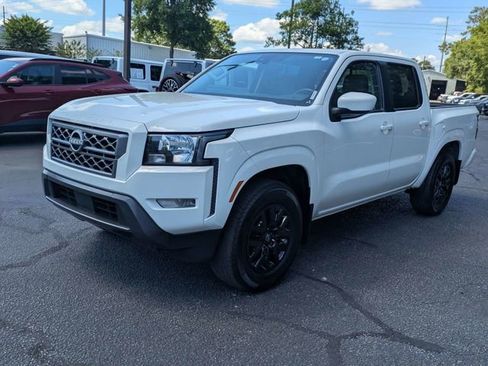 Used 2024 Nissan Frontier SV w/ SV Convenience Package RWD image 8