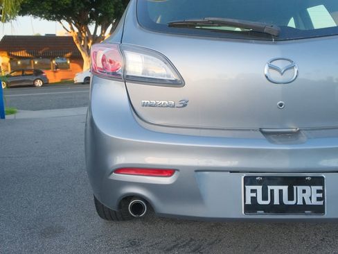 Used 2013 MAZDA MAZDA3 i Touring image 33