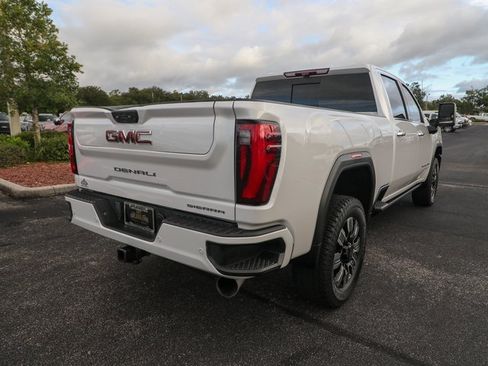 Used 2024 GMC Sierra 3500 Denali w/ Denali Reserve Package image 8