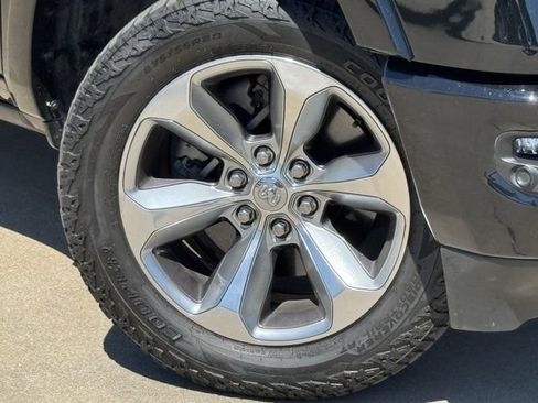 Used 2021 RAM 1500 Limited AWD/4WD image 35