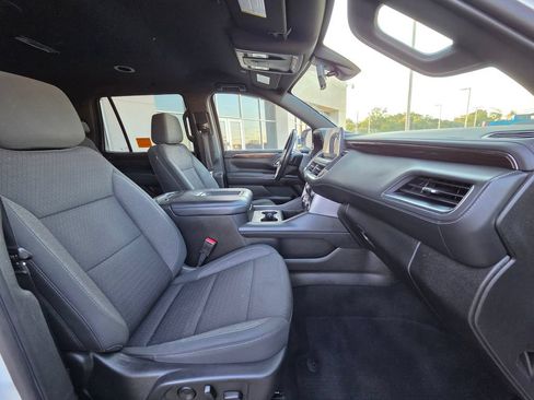 Used 2022 GMC Yukon SLE w/ Max Trailering Package AWD/4WD image 8
