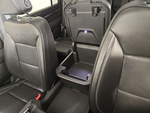 Certified 2024 GMC Yukon XL Denali image 30