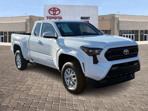 New 2025 Toyota Tacoma SR5 image 8