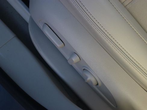 Used 2021 GMC Acadia Denali w/ Denali Technology Package image 19