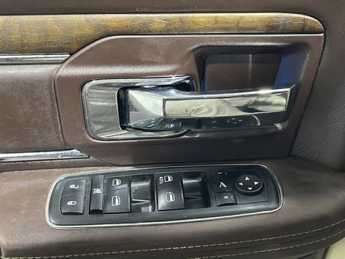 Used 2015 RAM 1500 Laramie Longhorn w/ Convenience Group AWD/4WD image 30
