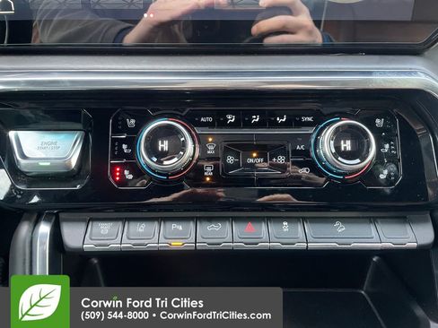 Used 2024 GMC Sierra 3500 Denali Ultimate image 29